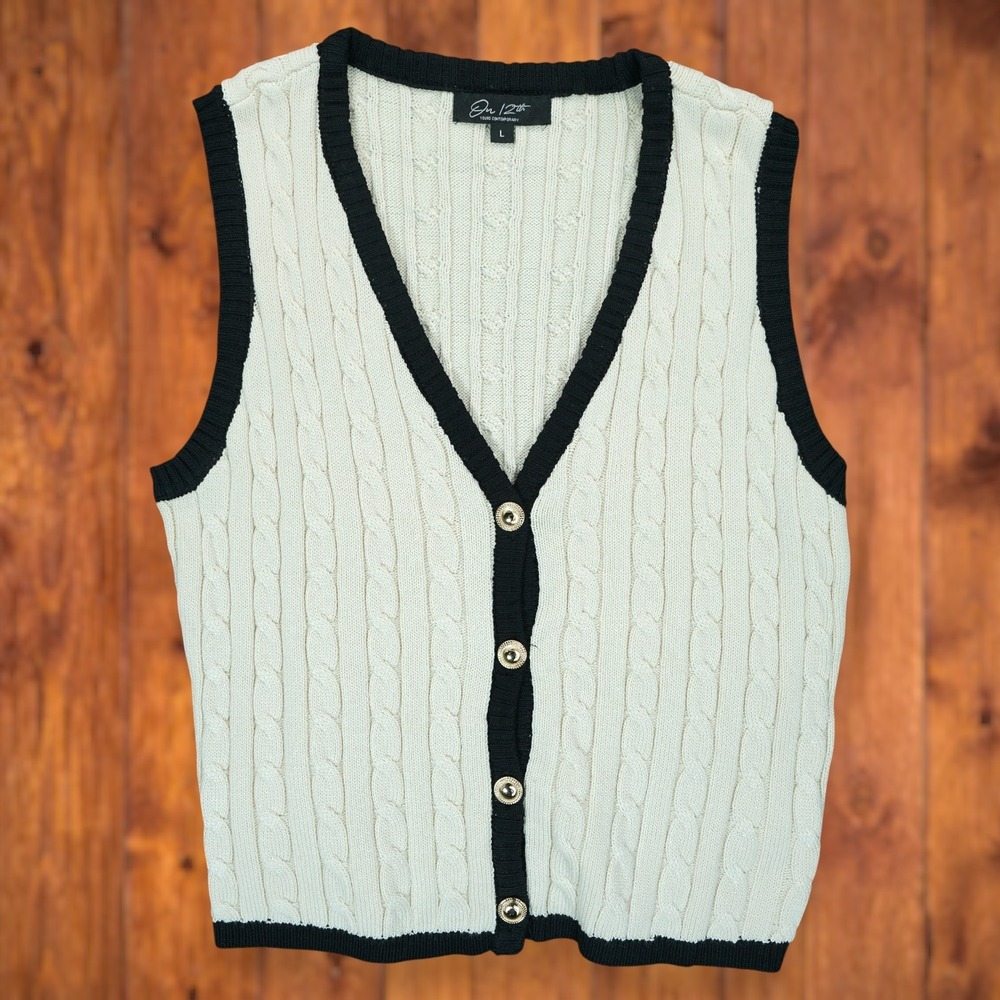 NWT On 12th Ivory Cable Knit Sweater Vest‎ Size Large Sleeveless ~ Young